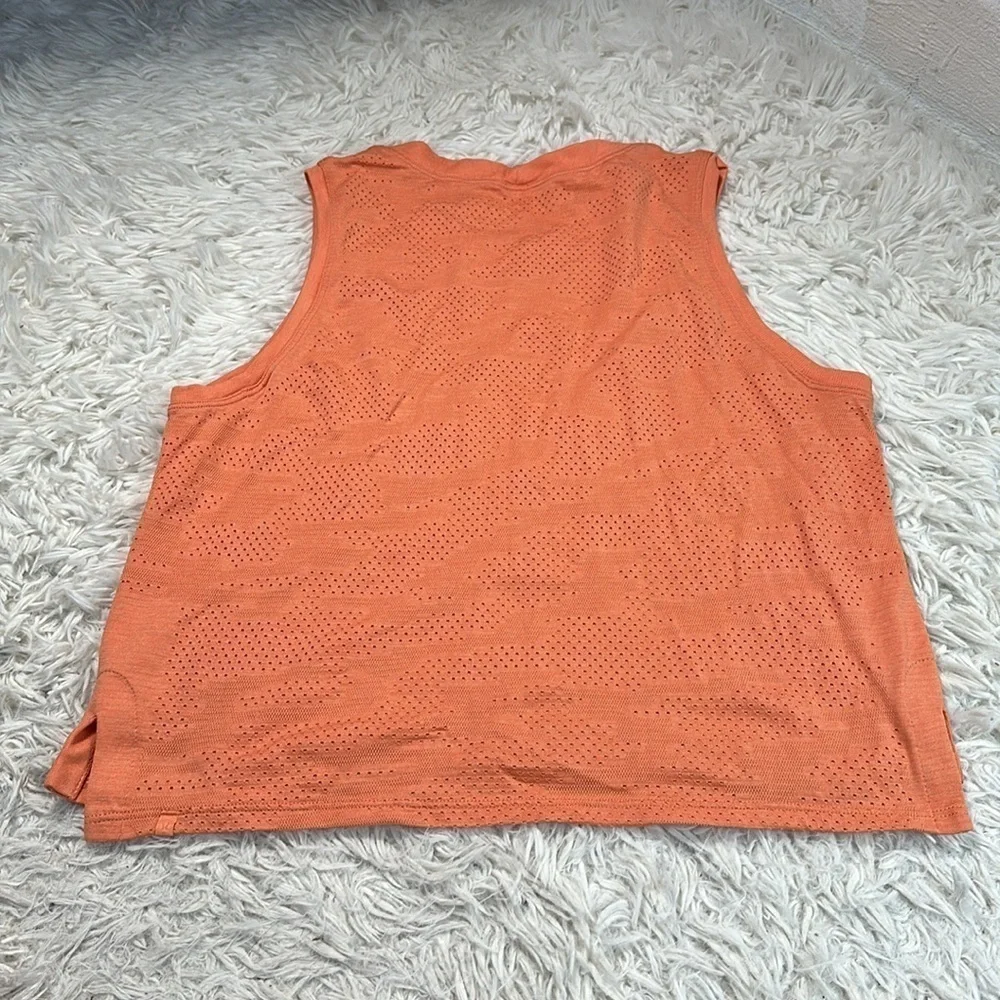 Lululemon Train to Be Tank Dot Camo Golden Apricot